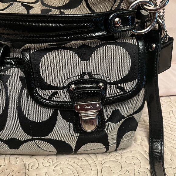Coach crossbody - Picture 3 of 8